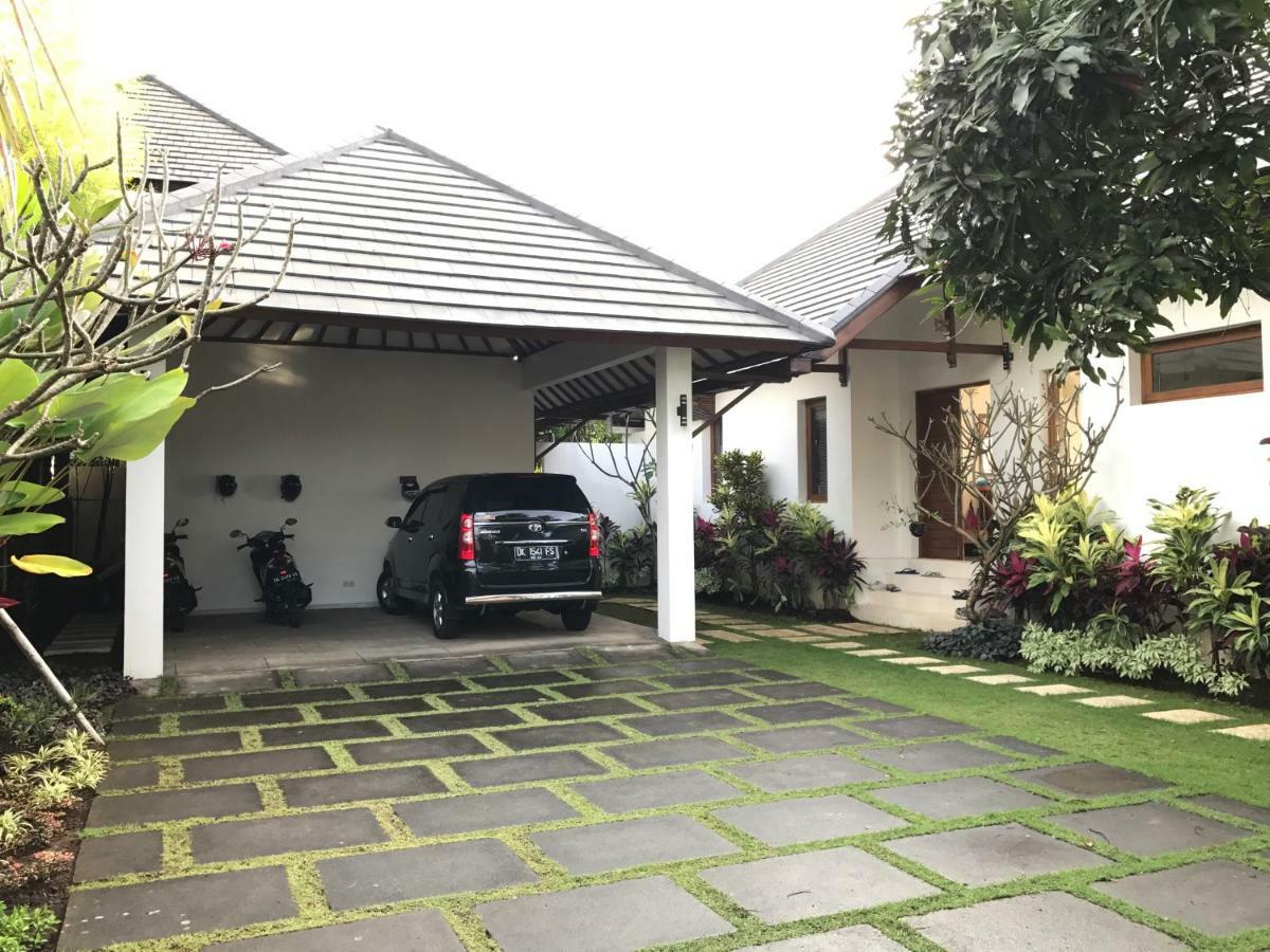 Villa Putih Lovina Eksteriør billede